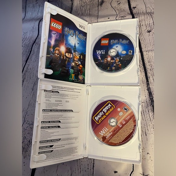 Wii collectors game bundle lot - Picture 4 of 5